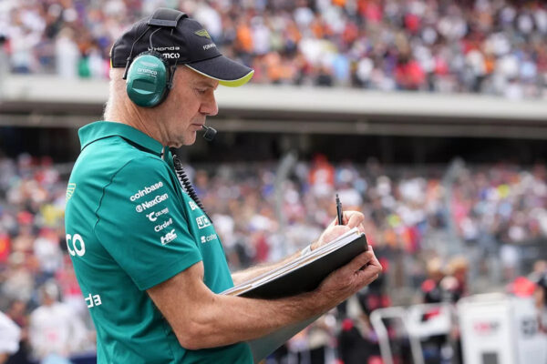 adrian-newey-aston-martin-raci