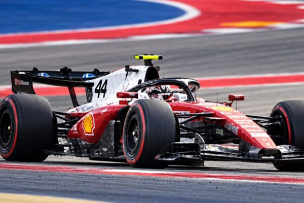 lewis-hamilton-ferrari-sf26-austin-2026-800x445